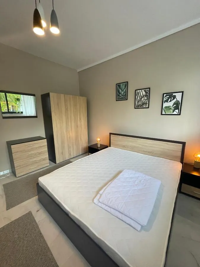 Almond Apartment Thessaloniki Greece